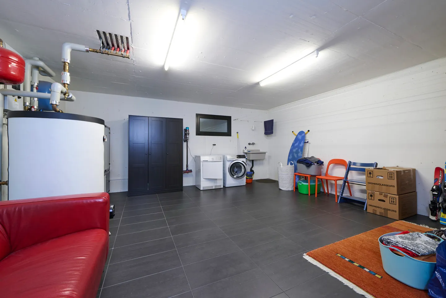 Outstanding modern villa near the center of Bellinzona - Photo 7 of 15