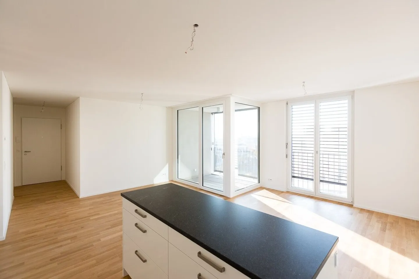 Apartment for rent - Photo 3 of 10