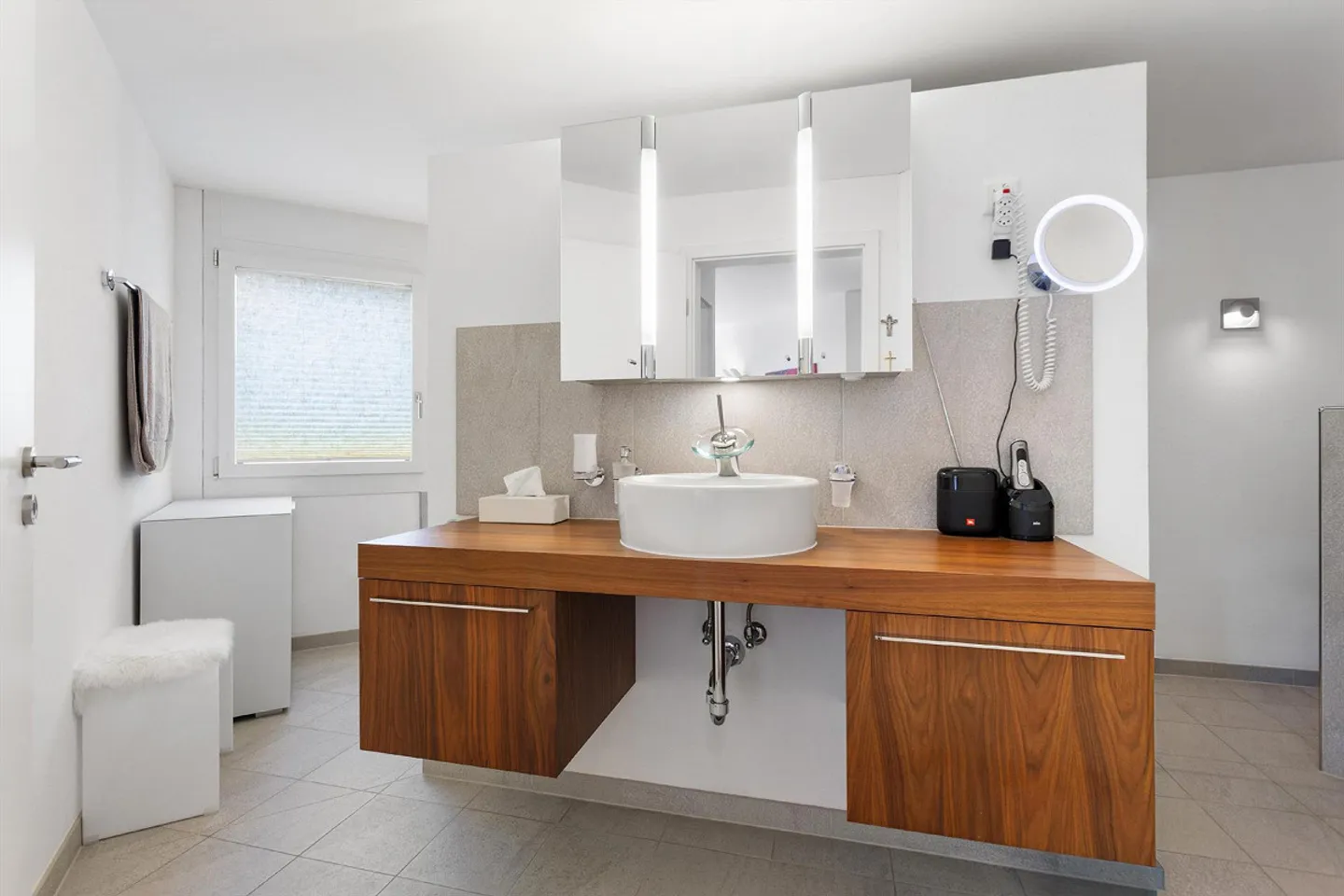 Casa unifamiliare esclusiva e moderna in costruzione solida di alta qualità - Foto 38 di 42