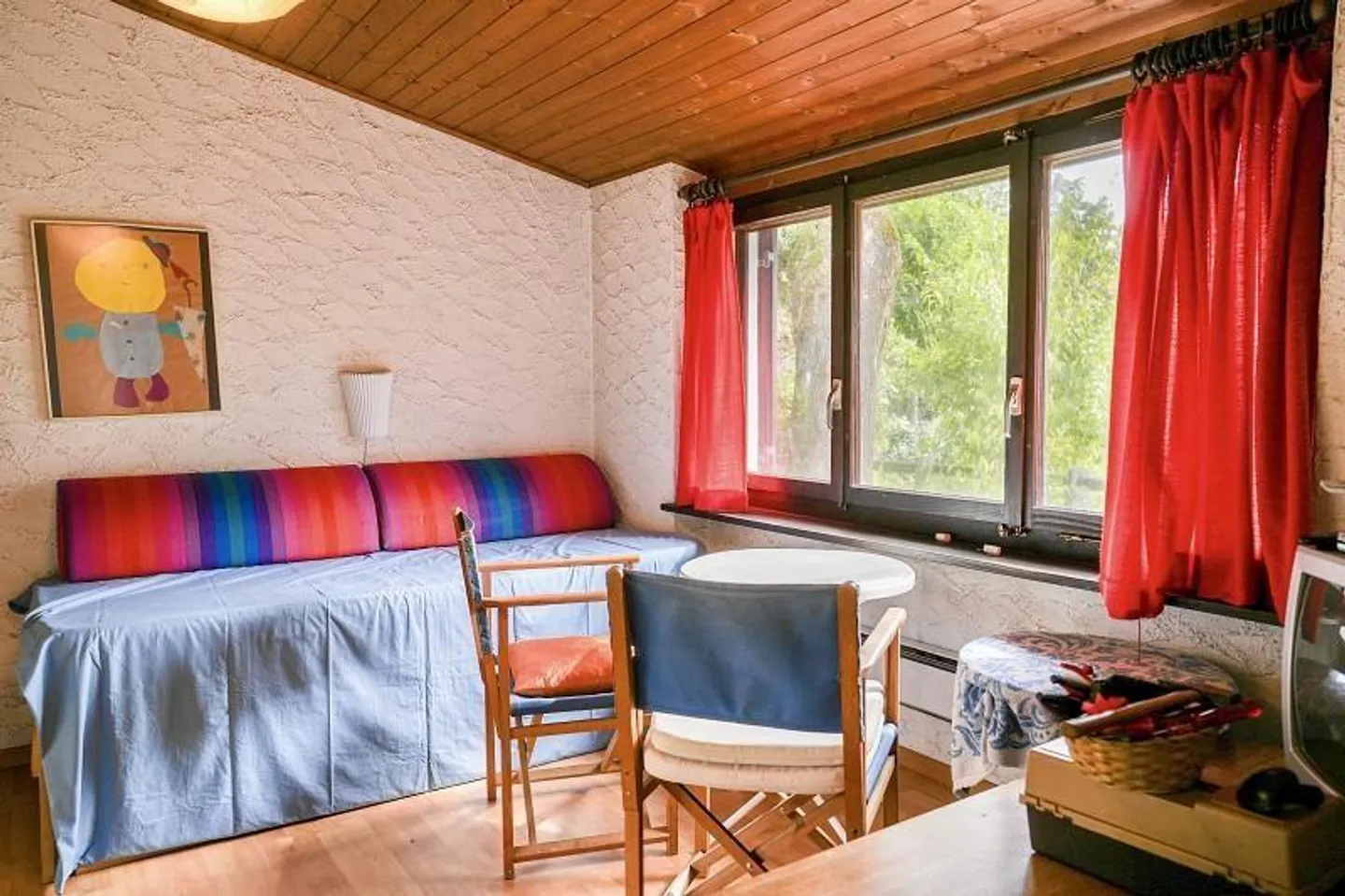 Chalet 4 1/2 locali in una posizione molto tranquilla e soleggiata con vista - Foto 4 di 33