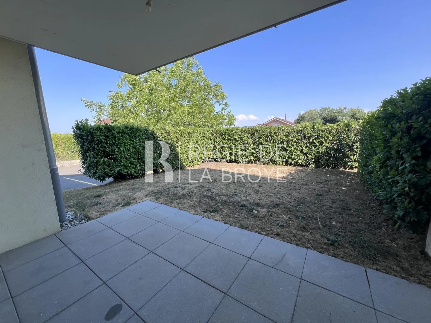 3.5-room apartment in St-Aubin FR - Photo 3 of 9
