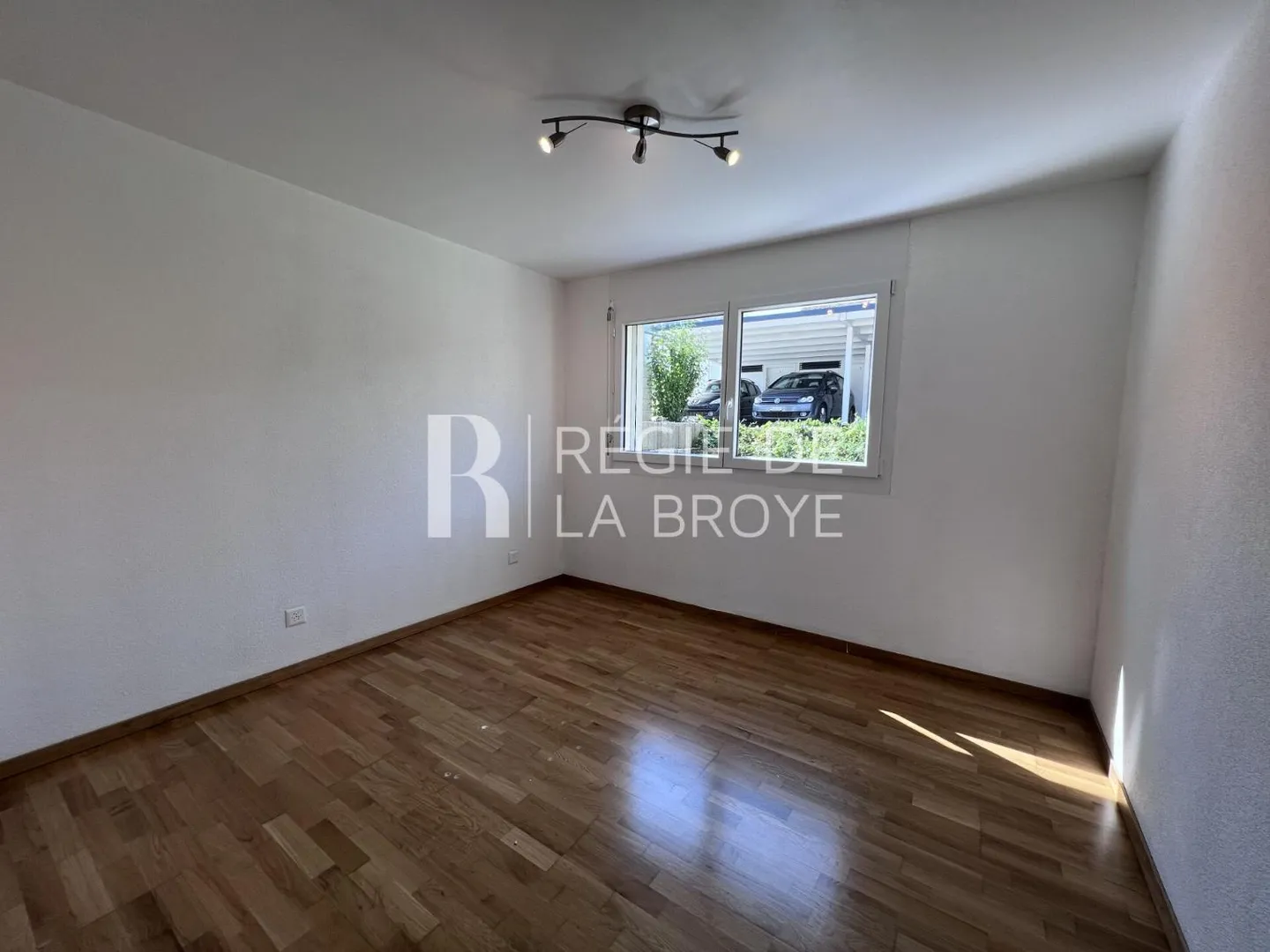 3.5-room apartment in St-Aubin FR - Photo 6 of 9