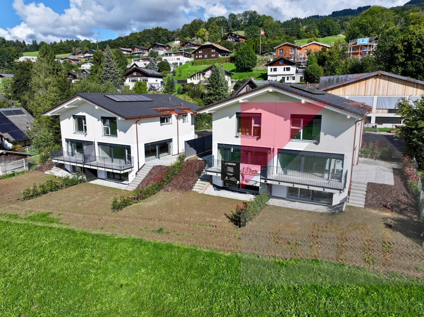 Maison en terrasse à vendre - Photo 2 sur 6