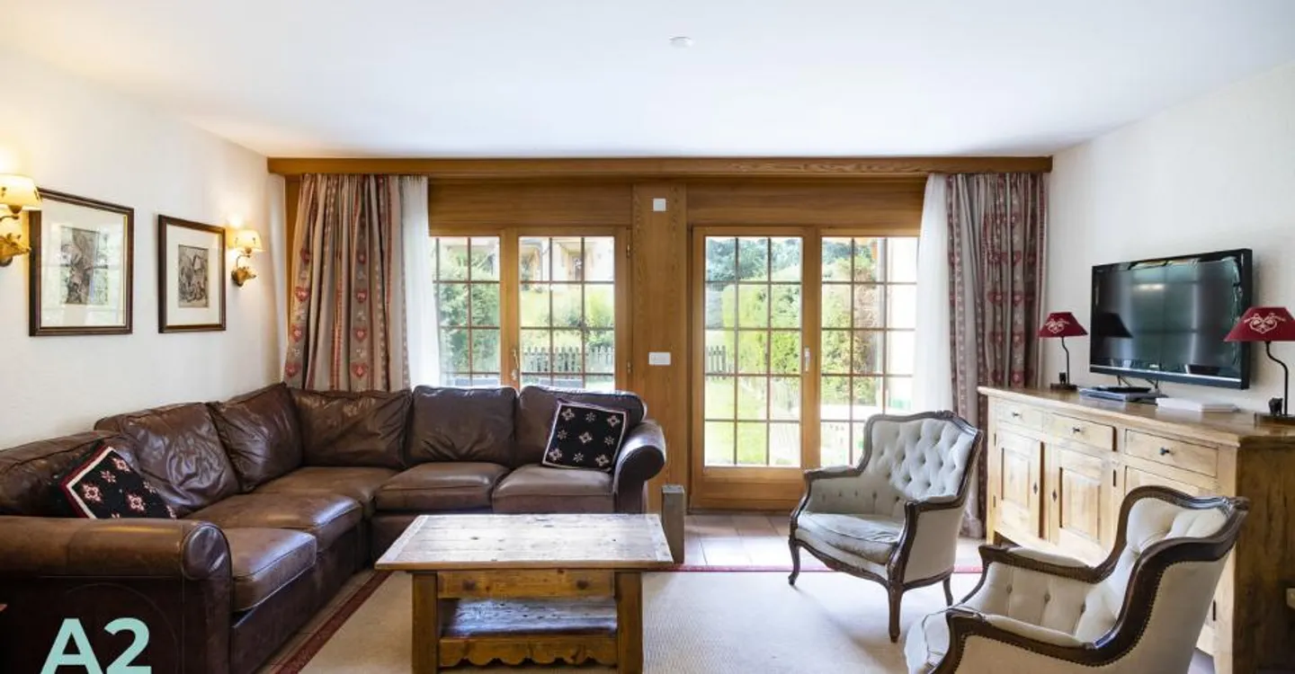 Charming Chalet near Crans School - Photo 3 of 12