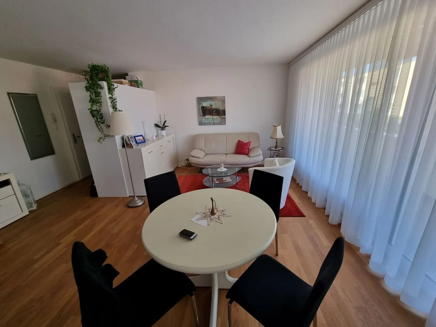 Apartment for rent - Photo 3 of 6