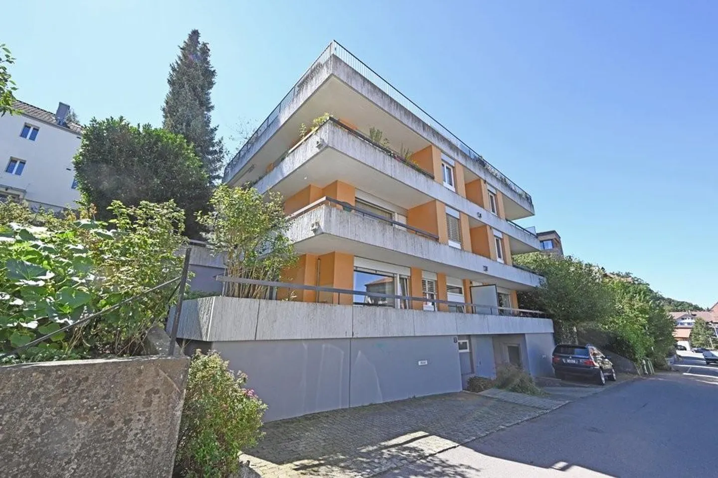 Apartment with garden seating area and beautiful view - Photo 1 of 10