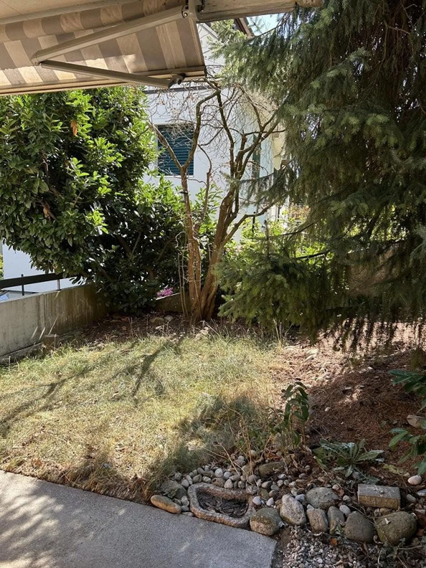 Apartment with garden seating area and beautiful view - Photo 9 of 10