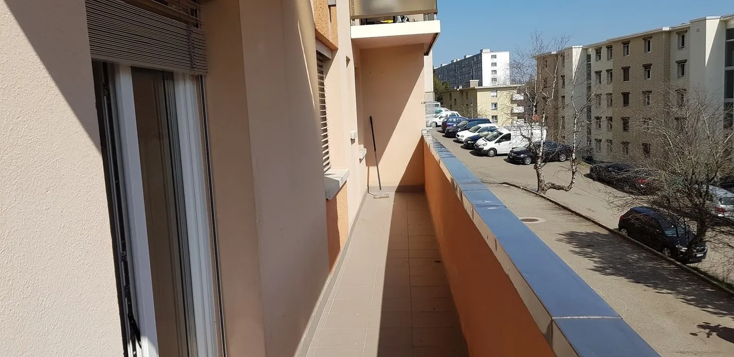 APPARTEMENT DE 2 PIECES AVEC BALCON - Photo 5 sur 6
