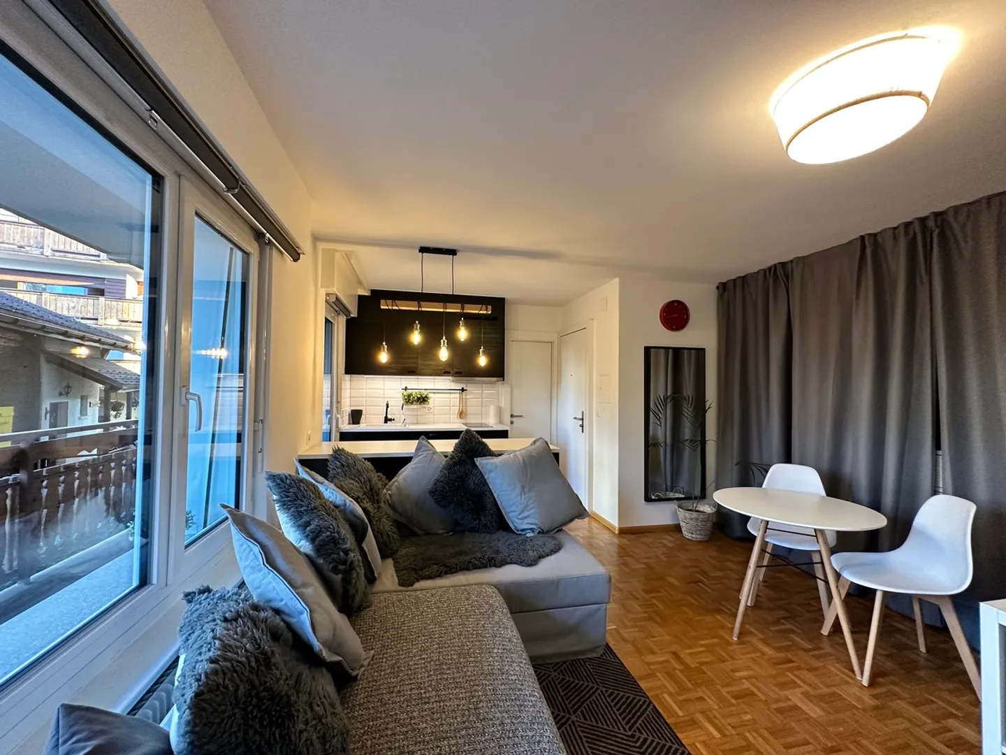Magnificent furnished studio in the heart of Crans-Montana - Photo 1 of 7