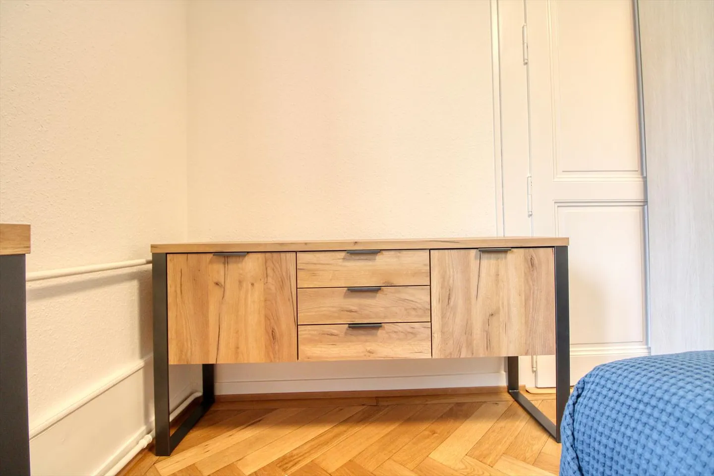 Chambre 1 pièce - Photo 8 sur 17