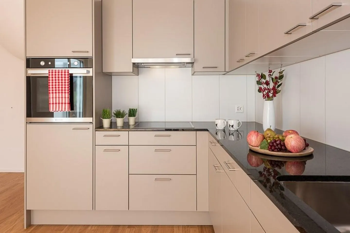 Moderne Wohnung in Rossrüti - Foto 6 von 10