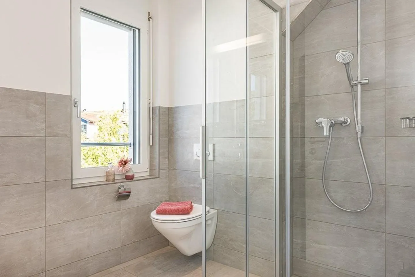 Moderne Wohnung in Rossrüti - Foto 8 von 10