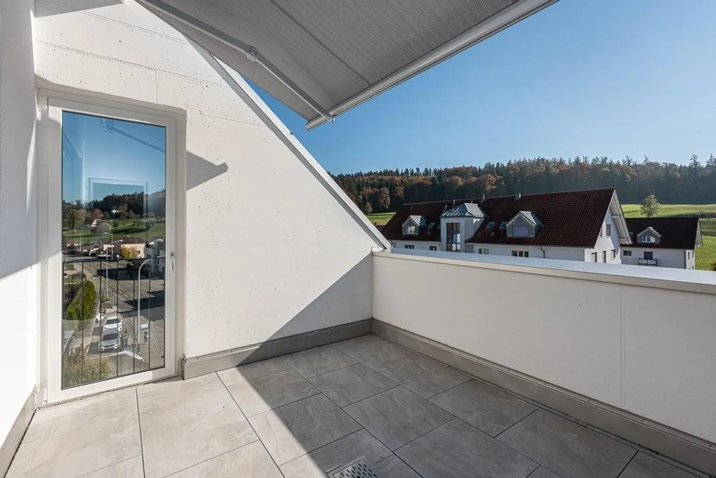 Moderne Wohnung in Rossrüti - Foto 10 von 10