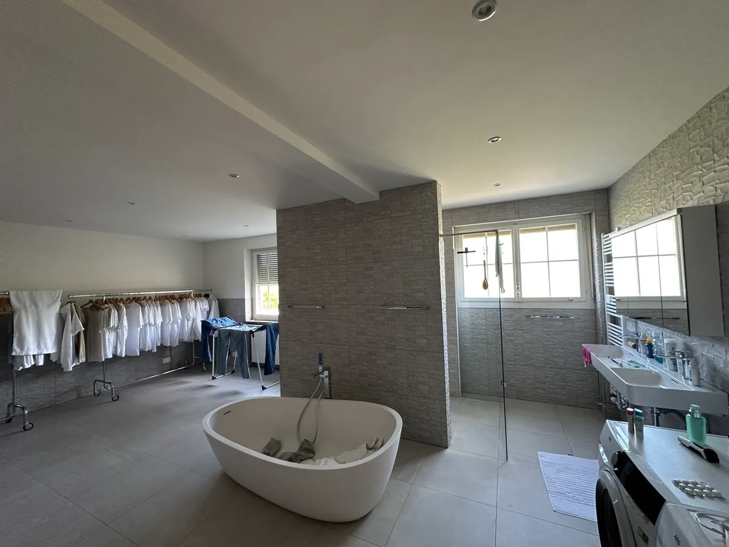 Belle villa avec piscine et beaucoup de terrain éventuellement avec jardin et restaurant - Photo 13 sur 20