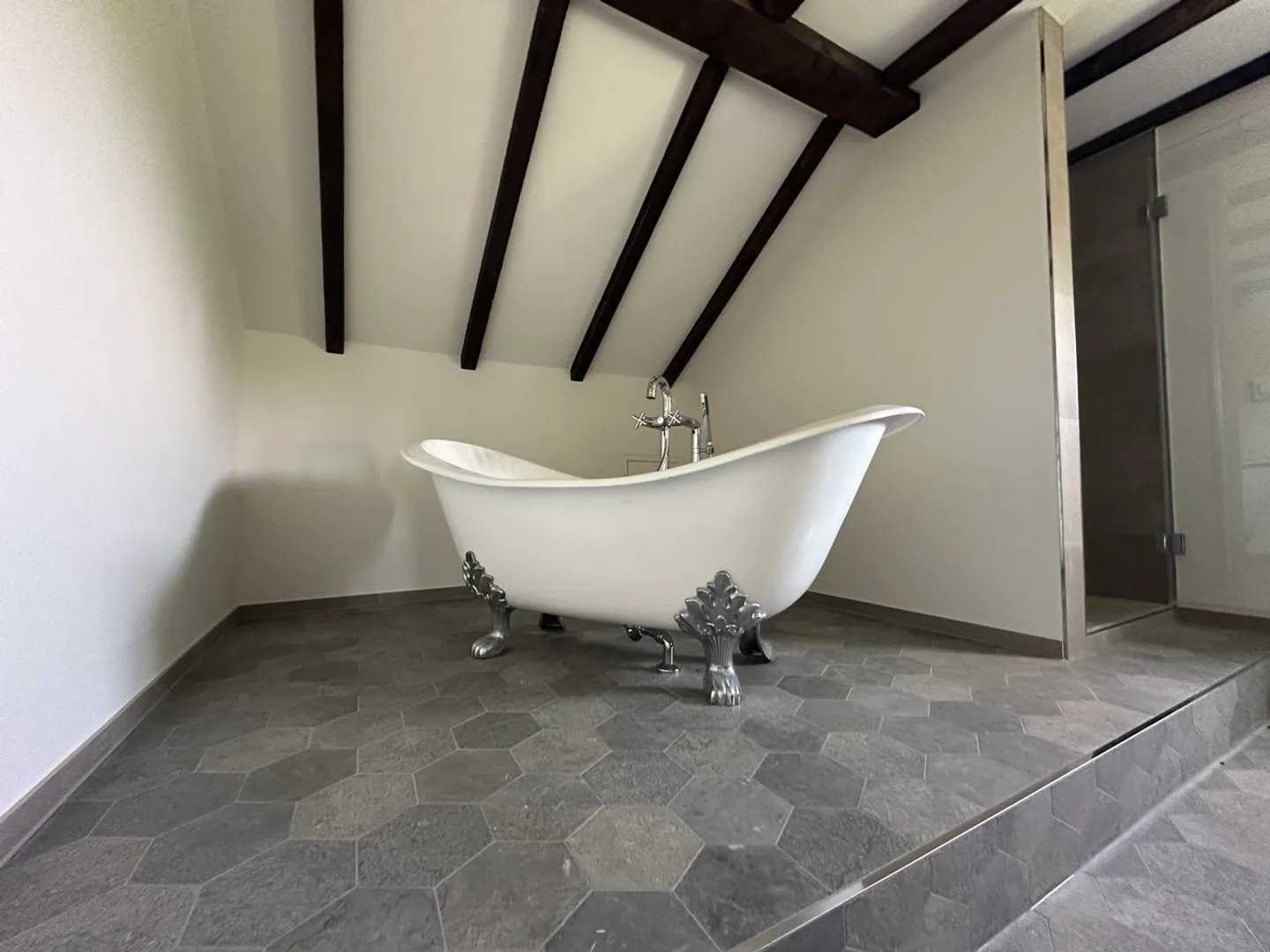 Belle villa avec piscine et beaucoup de terrain éventuellement avec jardin et restaurant - Photo 14 sur 20