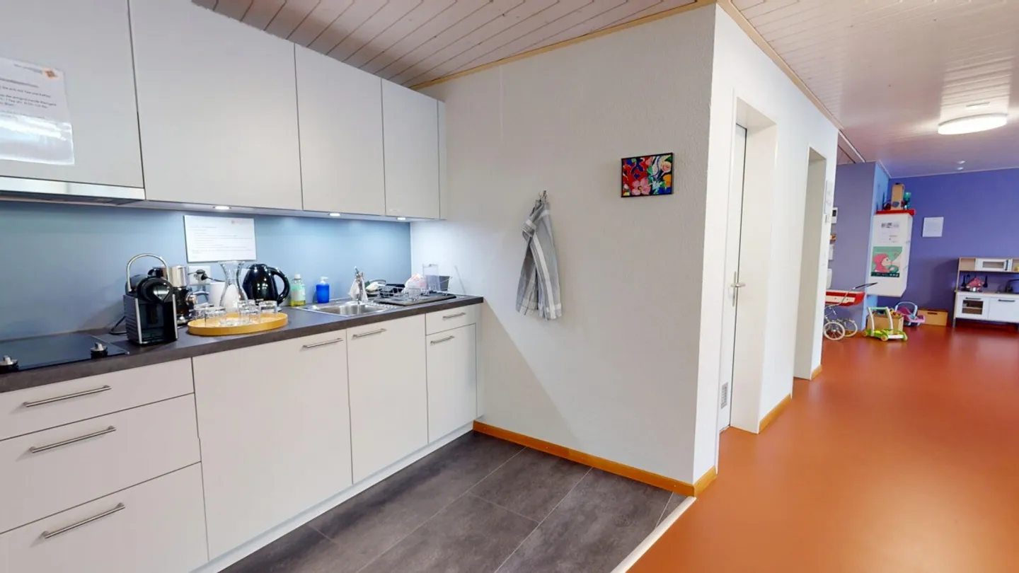 Spazio ufficio nel Terminus Spiez - Foto 6 di 10