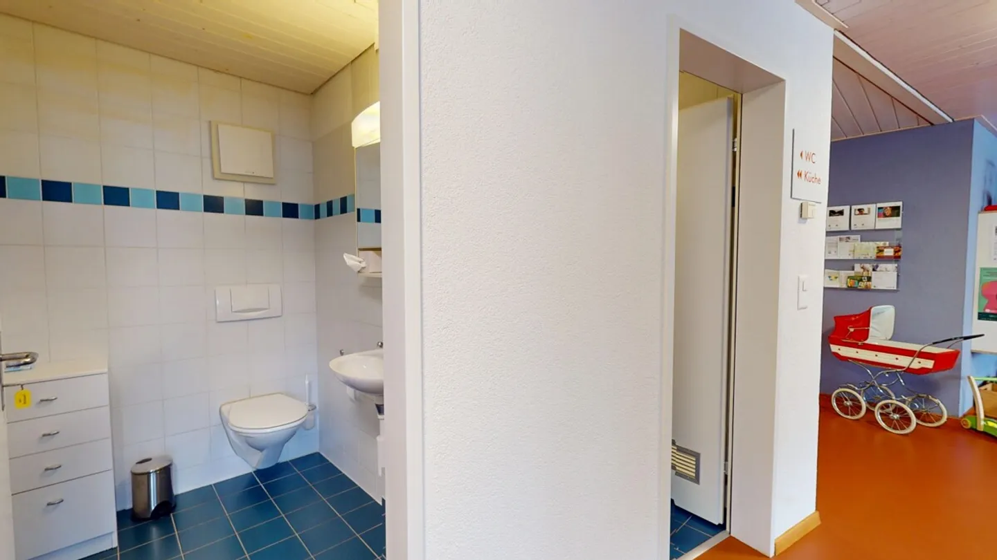 Spazio ufficio nel Terminus Spiez - Foto 7 di 10