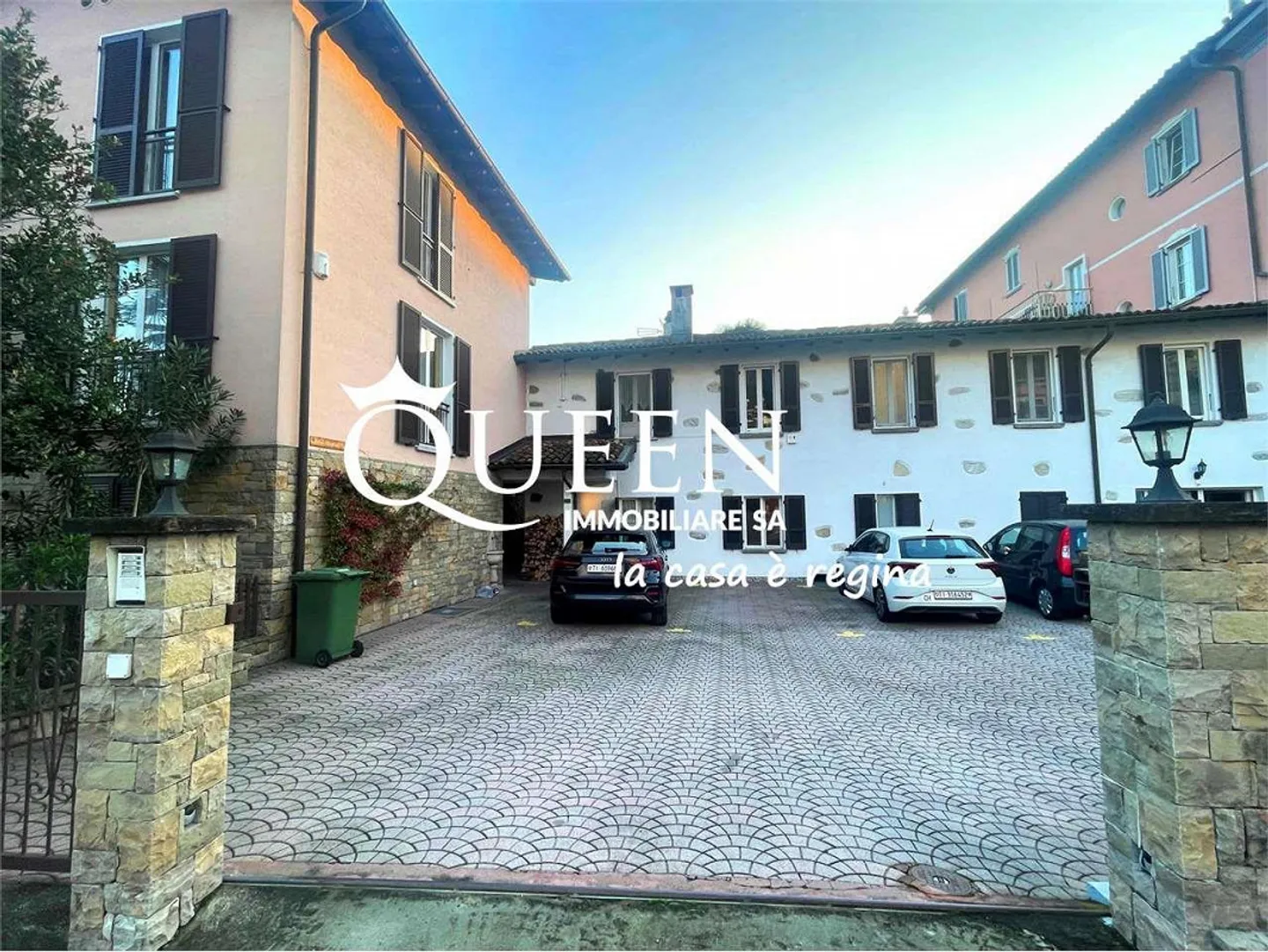 Vacallo: Schlafzimmer mit Bad im Erdgeschoss - Foto 9 von 9