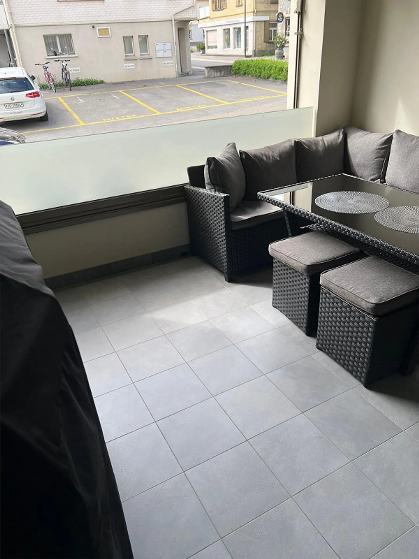 Appartamento moderno di 3,5 locali nel centro del villaggio B04 - Foto 3 di 13