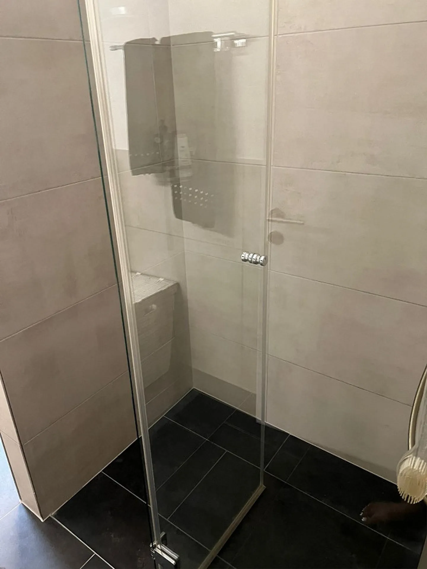 Appartamento moderno di 3,5 locali nel centro del villaggio B04 - Foto 4 di 13