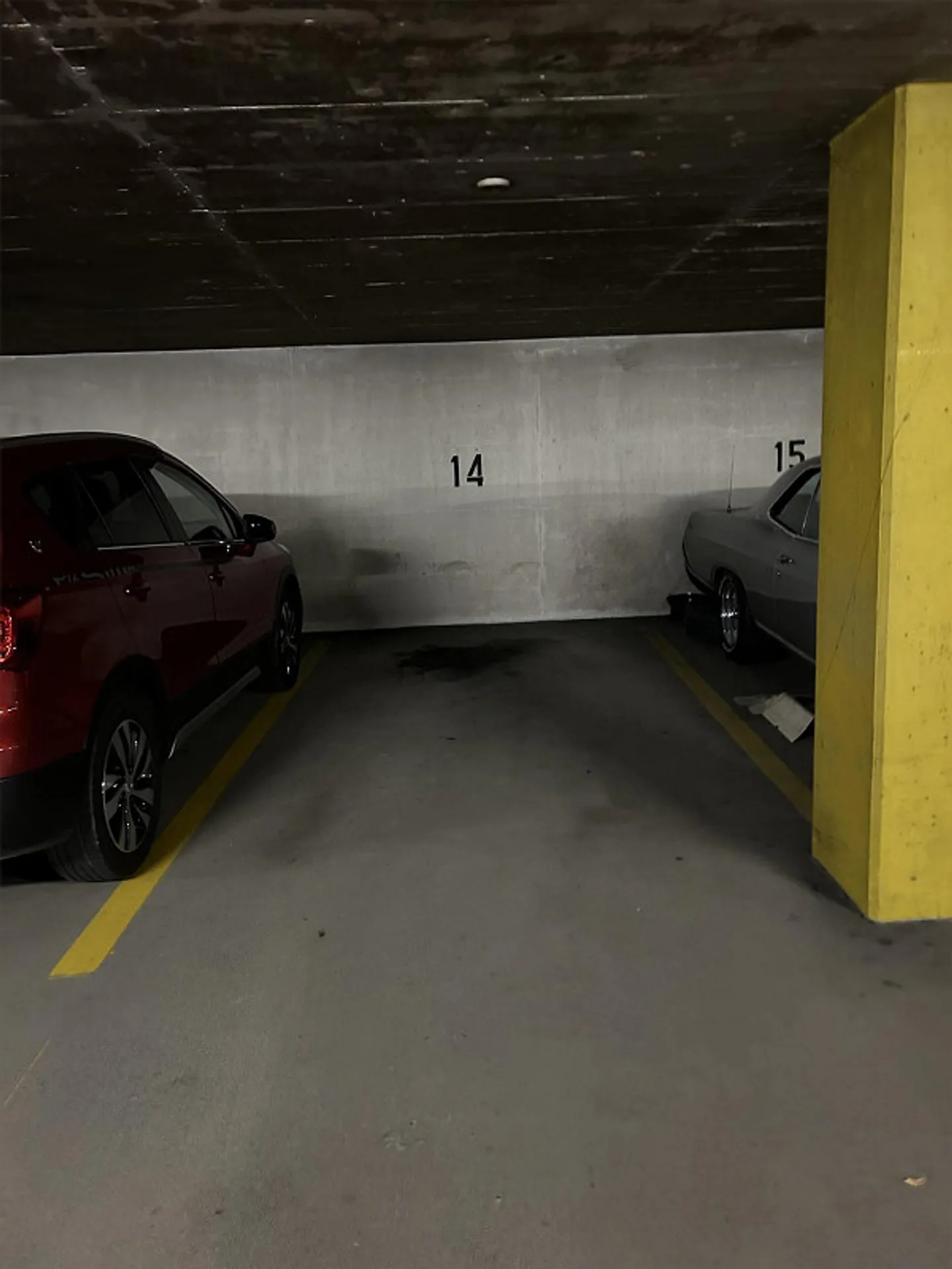 Div. Einstellplätze zu vermieten - Foto 2 von 7