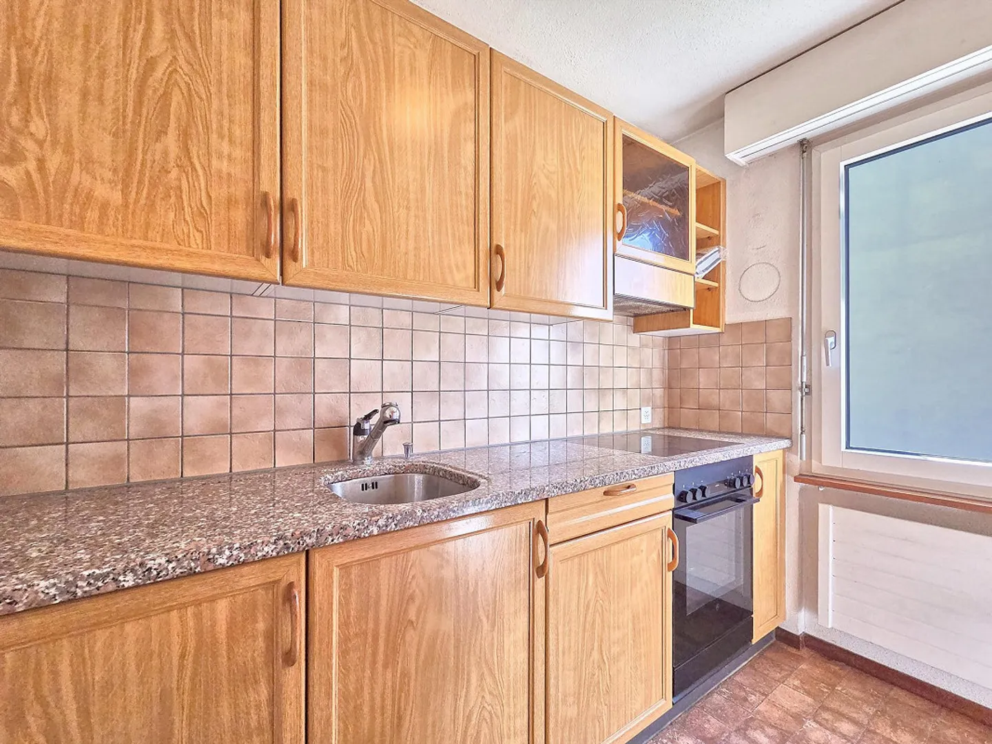 Vivere nel centro del villaggio di Uetendorf - Foto 6 di 10