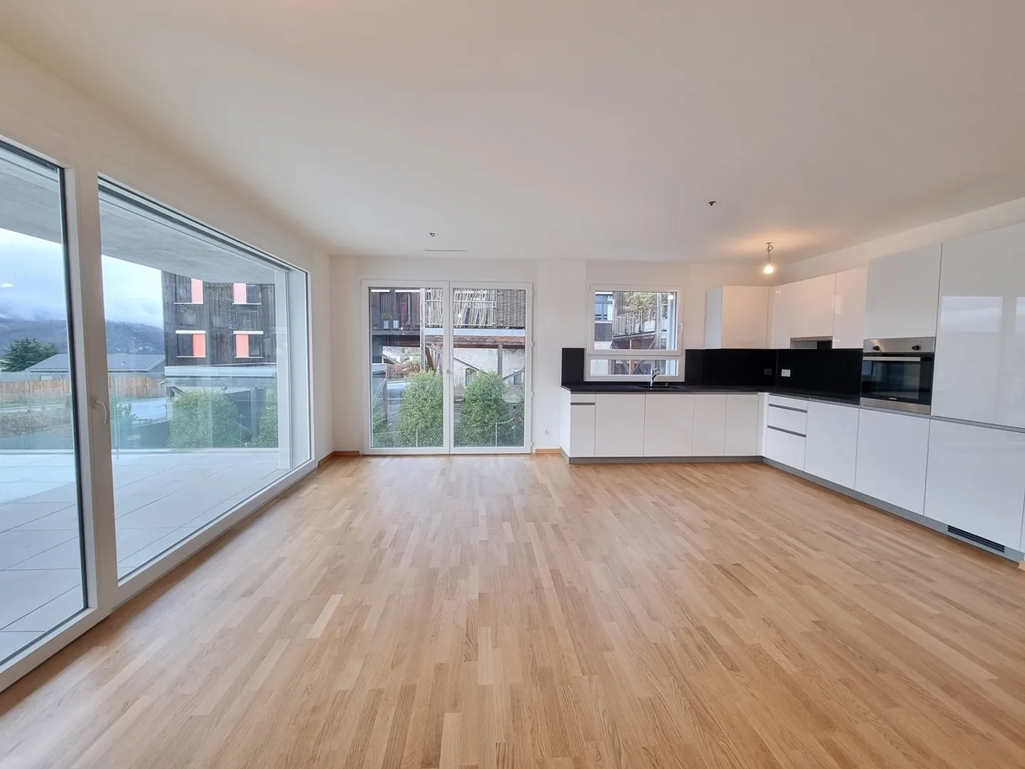 OLLON - 3.5 ROOM APARTMENT FOR RENTAL - Photo 2 of 9