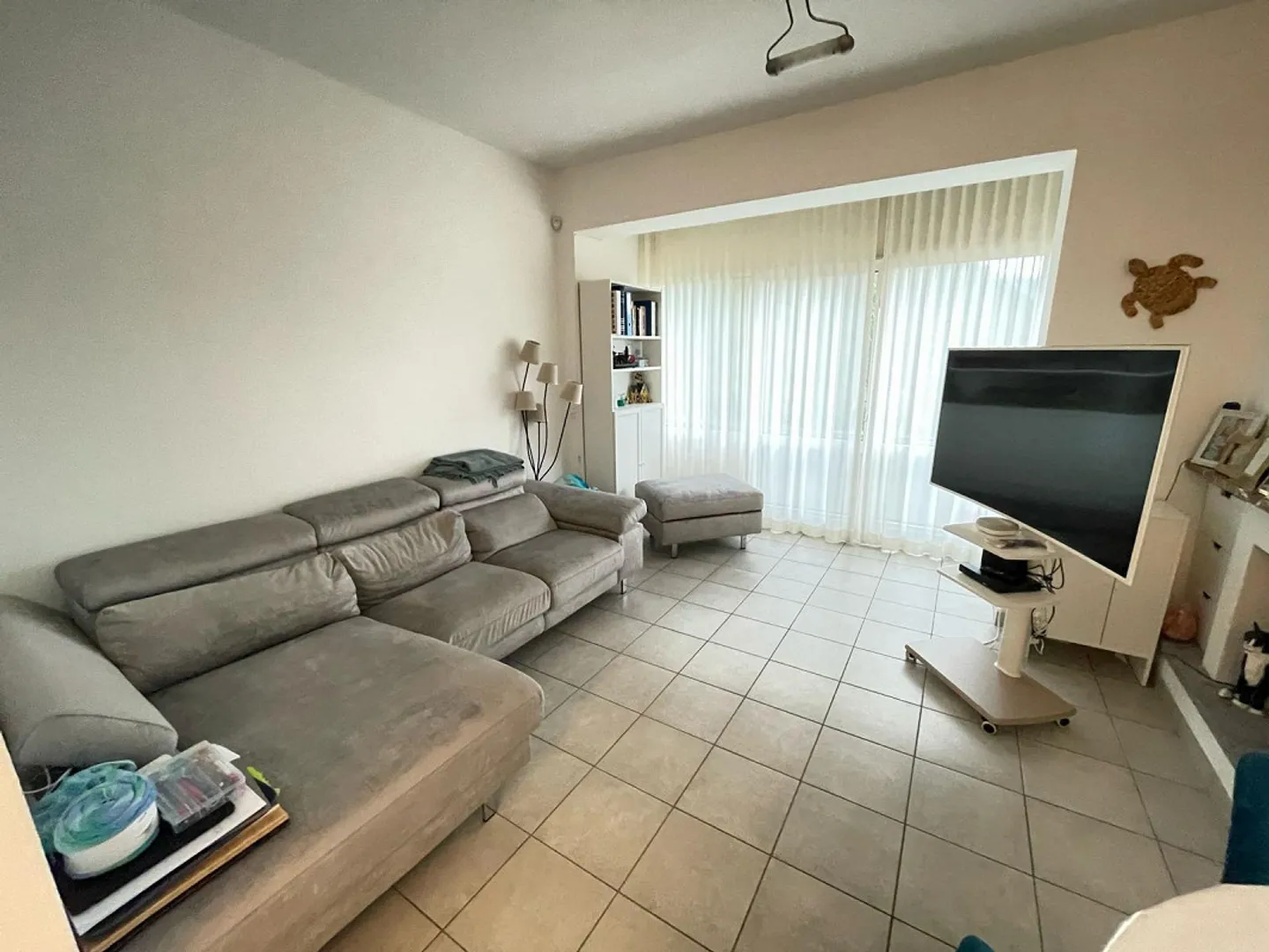 Tenant in a two-family house - Photo 3 of 19