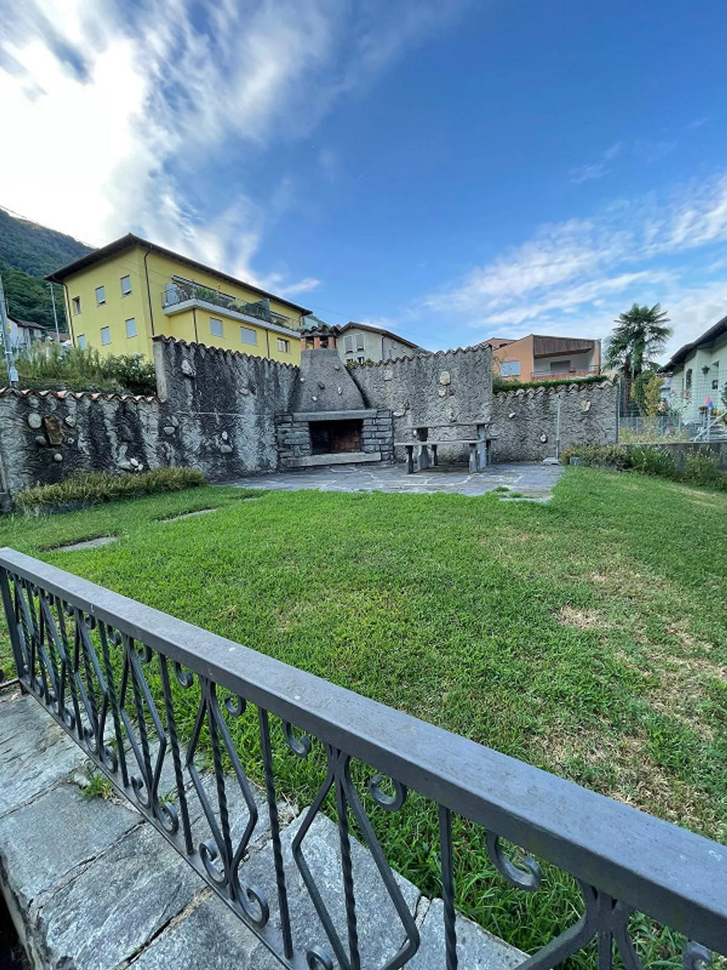 Tenant in a two-family house - Photo 14 of 19