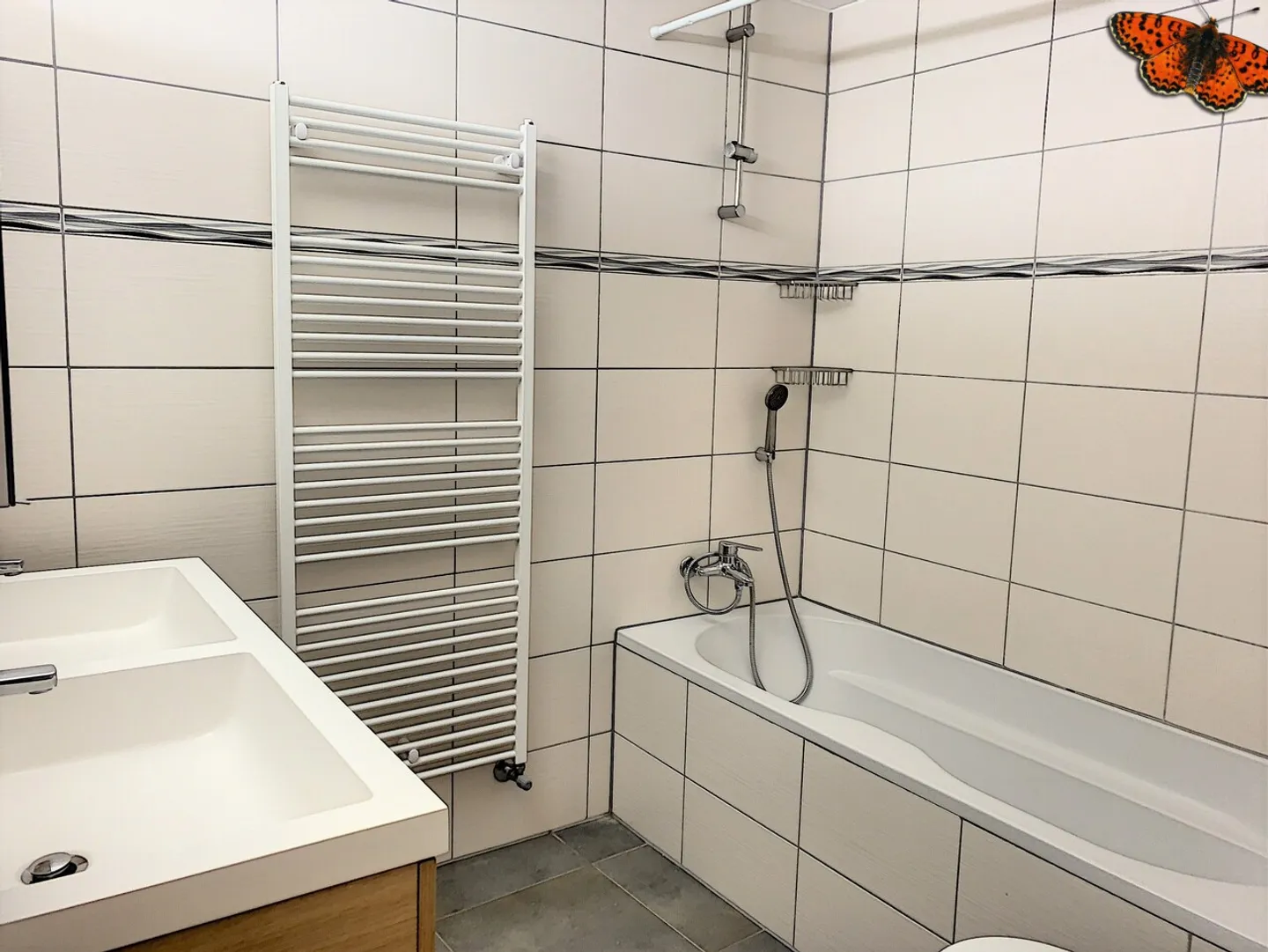 AMPIO APPARTAMENTO 4 STANZE - Ideale per una condivisione! - Foto 8 di 9