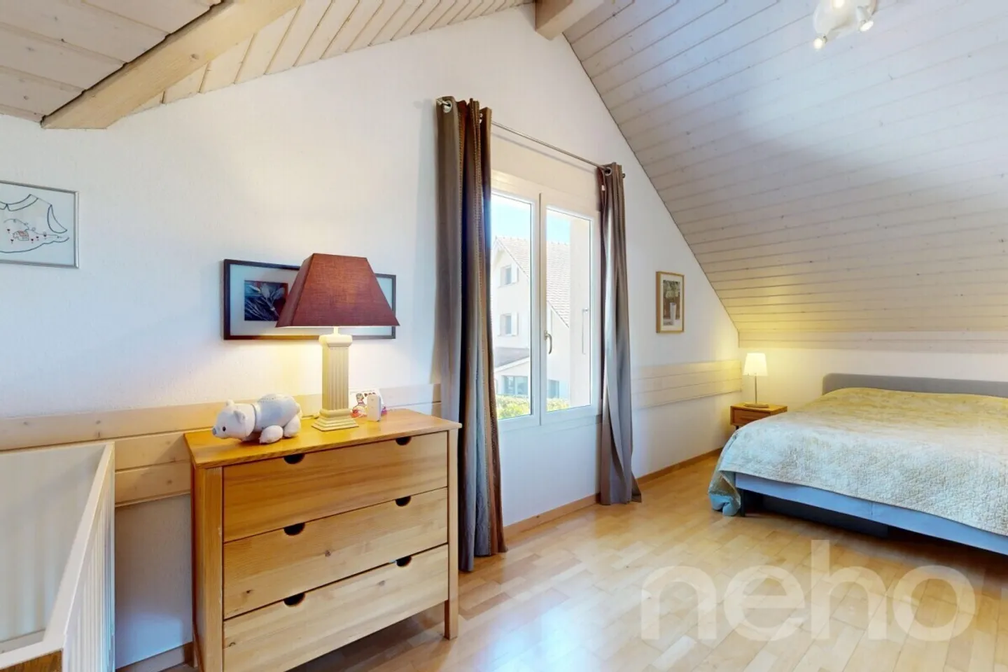Family Home ? 189 m², Mountain View, Garden and South Exposure - Photo 11 of 13