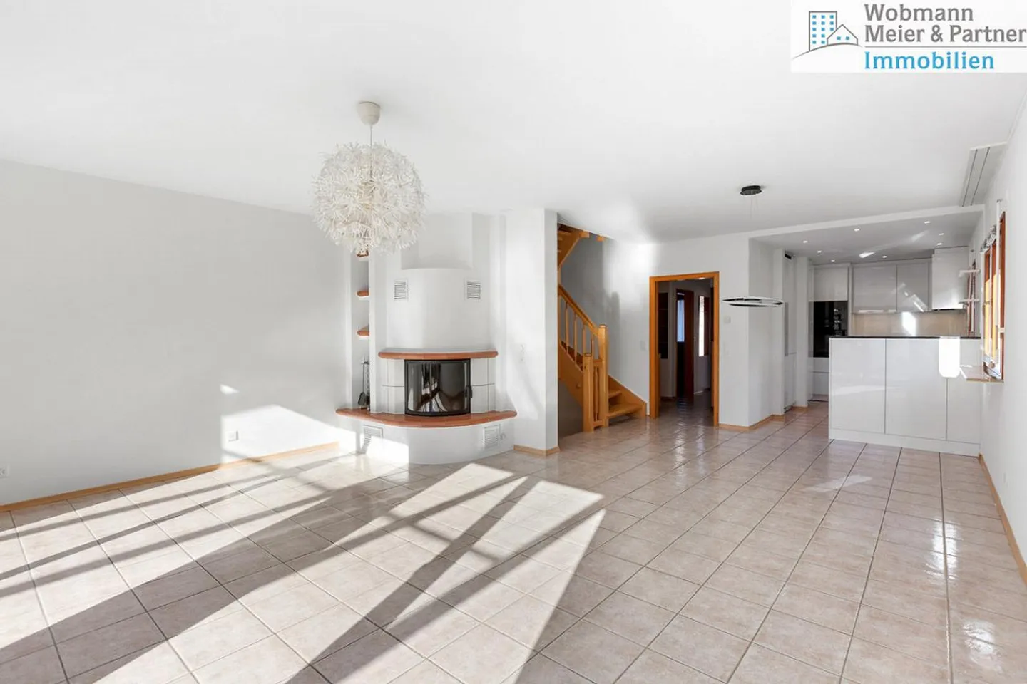 Kindhausen : Maison de coin en rangée bien entretenue dans un emplacement calme - Photo 2 sur 6