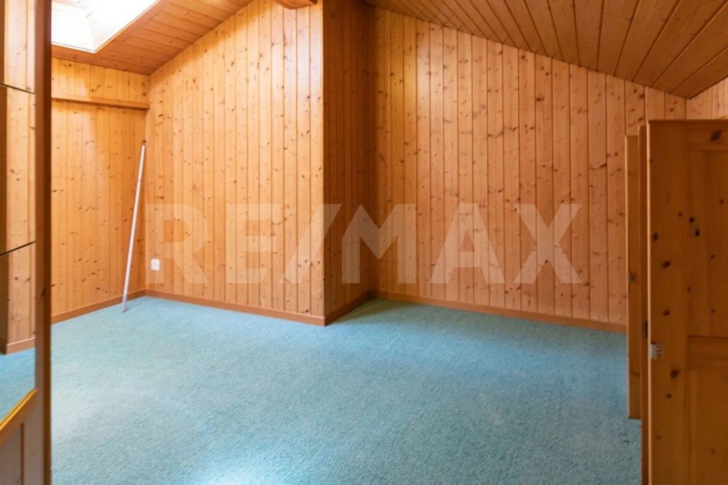 Beautiful apartment in the center of Gampel - Photo 8 of 12