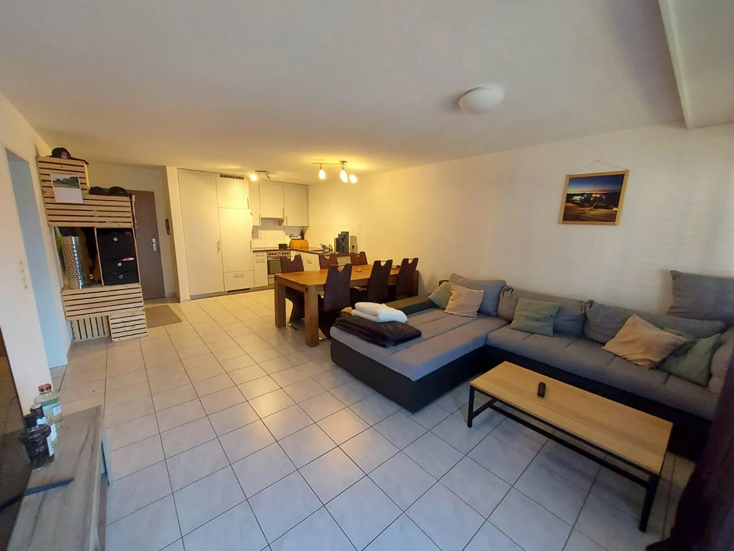 Appartement spacieux de 2,5 pièces avec balcon à louer - Photo 1 sur 9