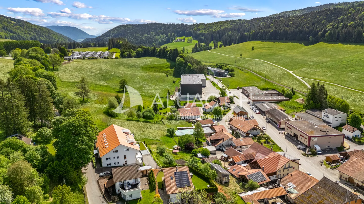 APPARTAMENTO ELEGANTE DI 4,5 STANZE CON VISTA SULLA NATURA - Foto 3 di 11