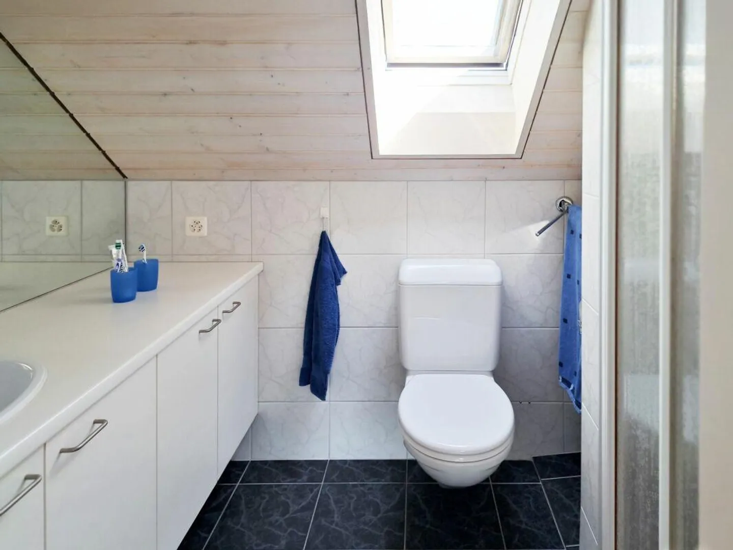 Stilvoll wohnen mit Weitblick: 5.5-Zimmer Maisonette-Dachwohnung in... - Foto 10 von 12