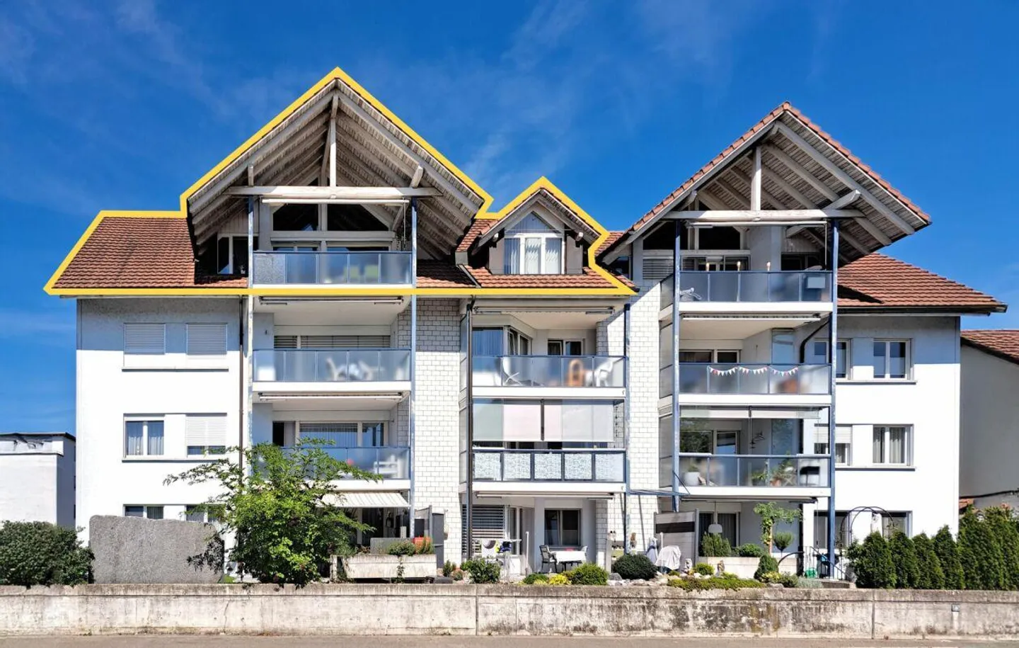 Stilvoll wohnen mit Weitblick: 5.5-Zimmer Maisonette-Dachwohnung in... - Foto 12 von 12