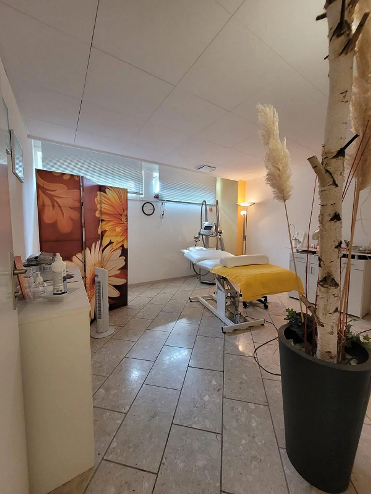 Spazio commerciale per studio, cosmetica o simile in una posizione centrale - Foto 1 di 5