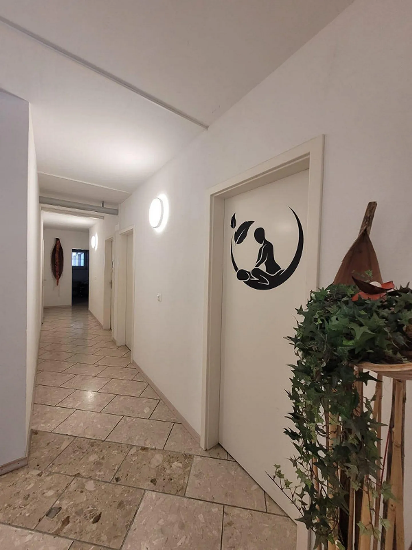 Spazio commerciale per studio, cosmetica o simile in una posizione centrale - Foto 3 di 5