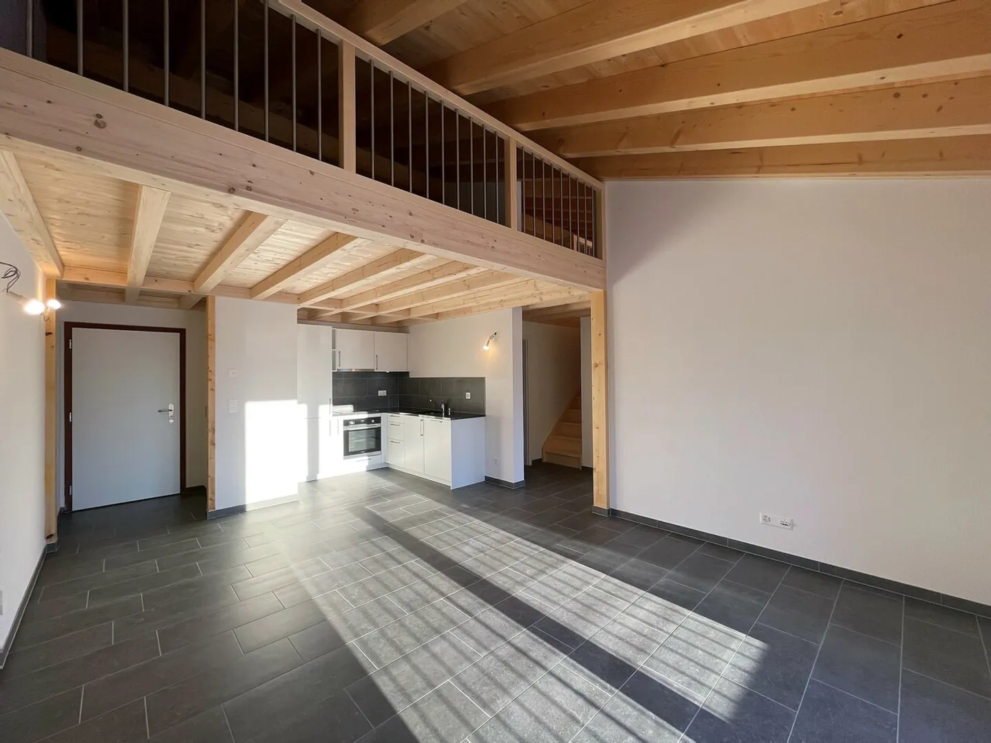 Magnifique appartement 2.5 pièces au 2ème étage avec mezzanine - Foto 1 di 9