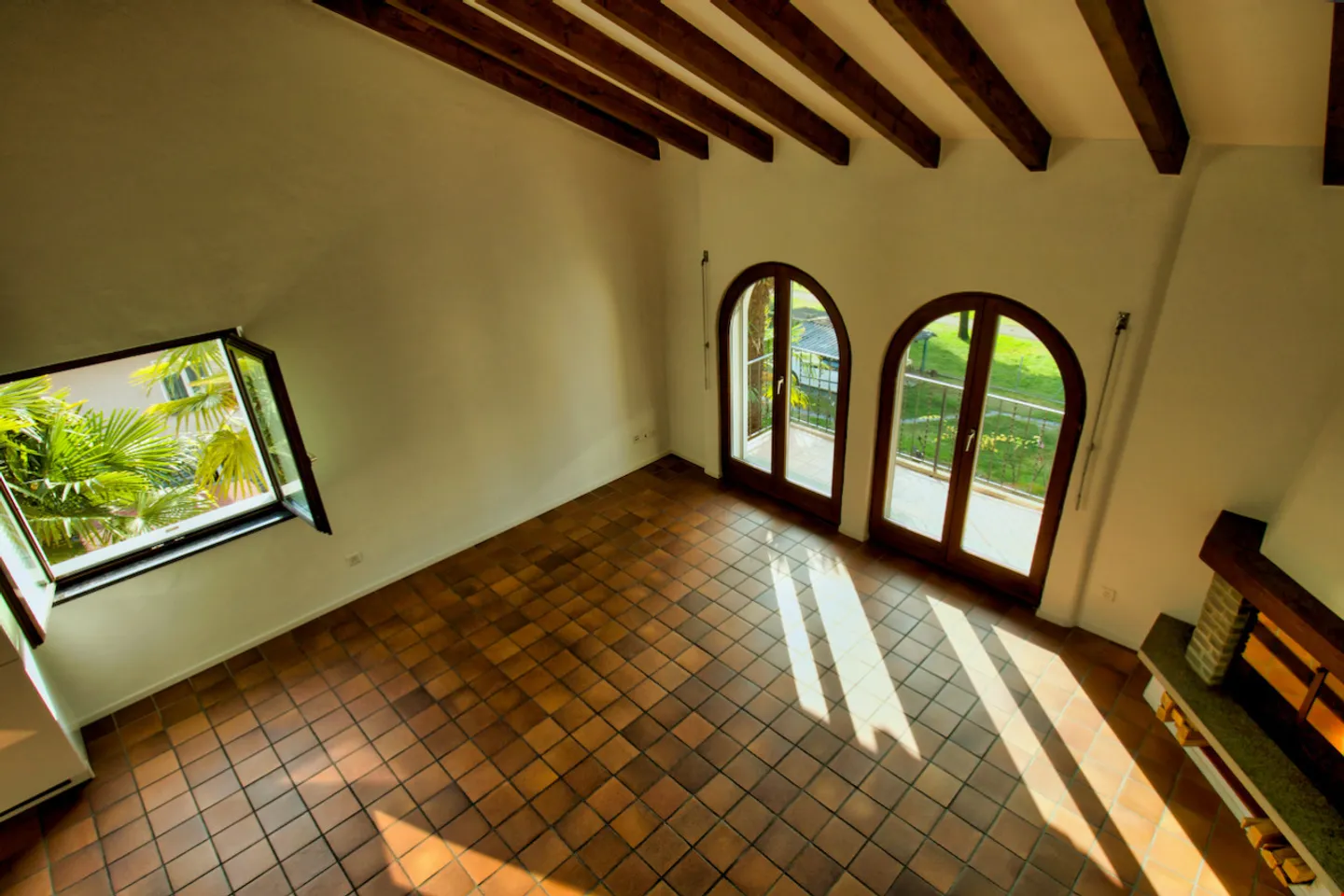 ASCONA, Nous louons un élégant appartement de 3½ pièces avec cheminée et style - Photo 7 sur 16