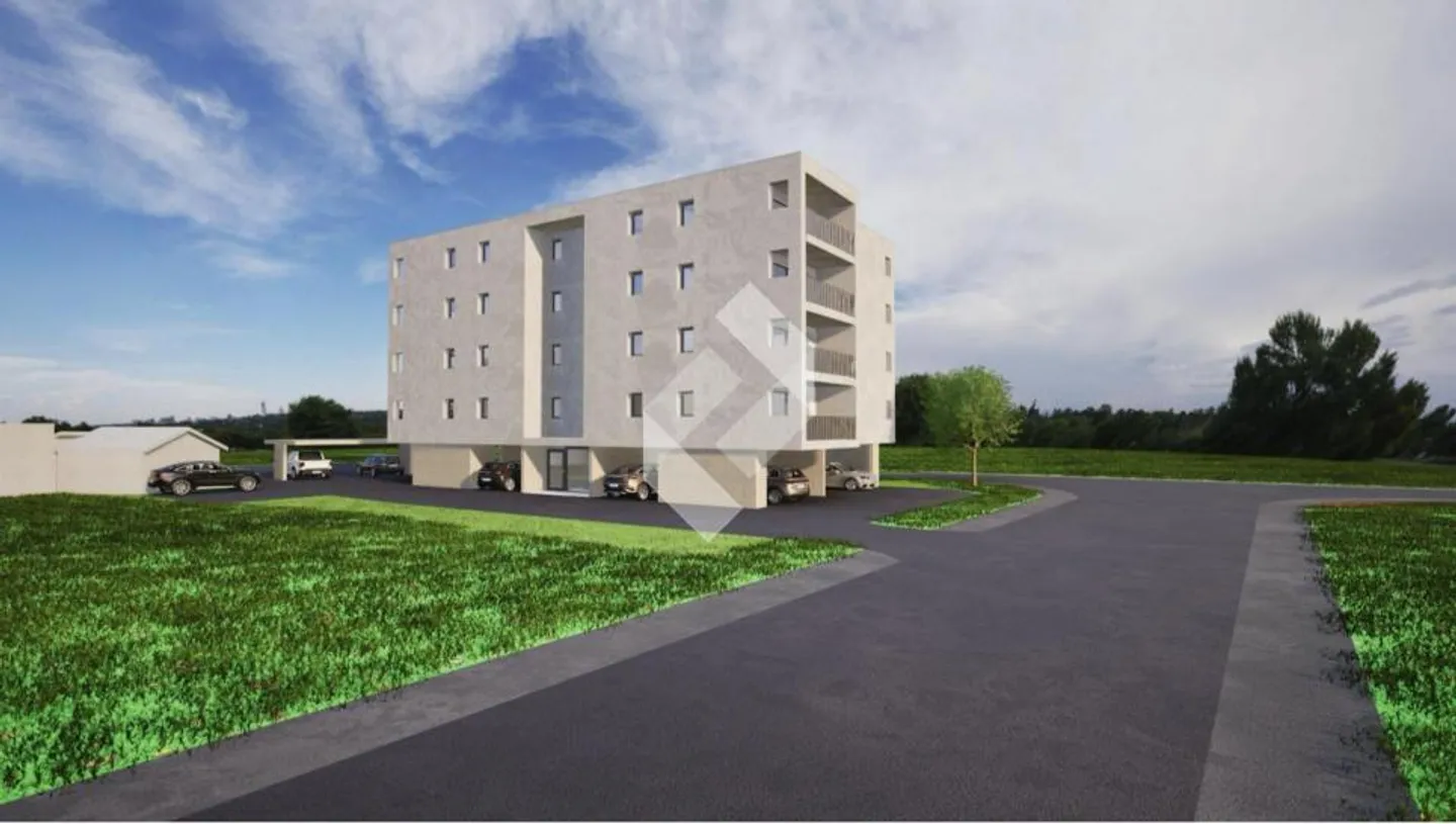 2,5 camere esposte a ovest nella soffitta - Foto 2 di 4