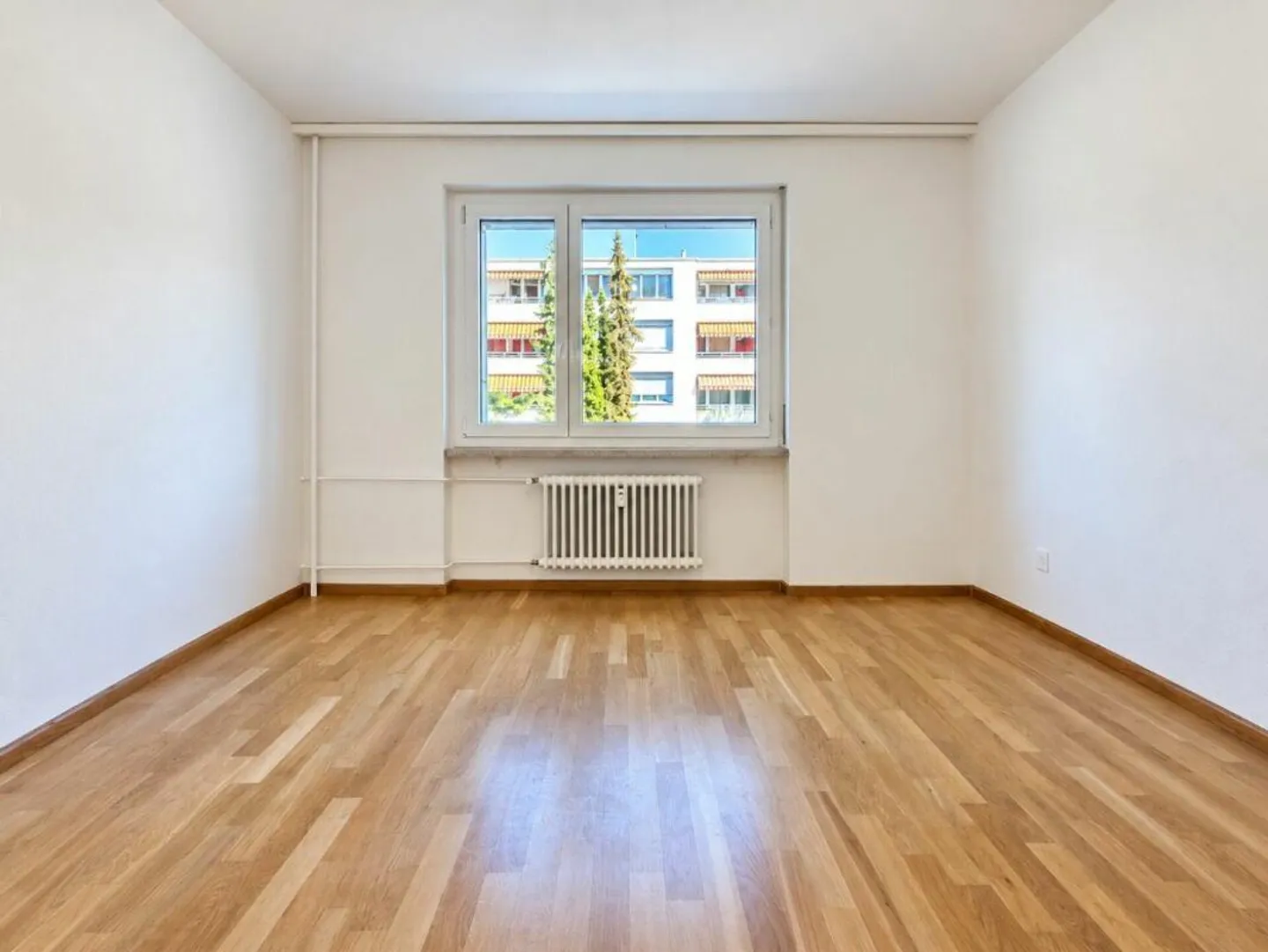 Nuovamente ristrutturato e pronto per la tua nuova casa copia - Foto 5 di 5