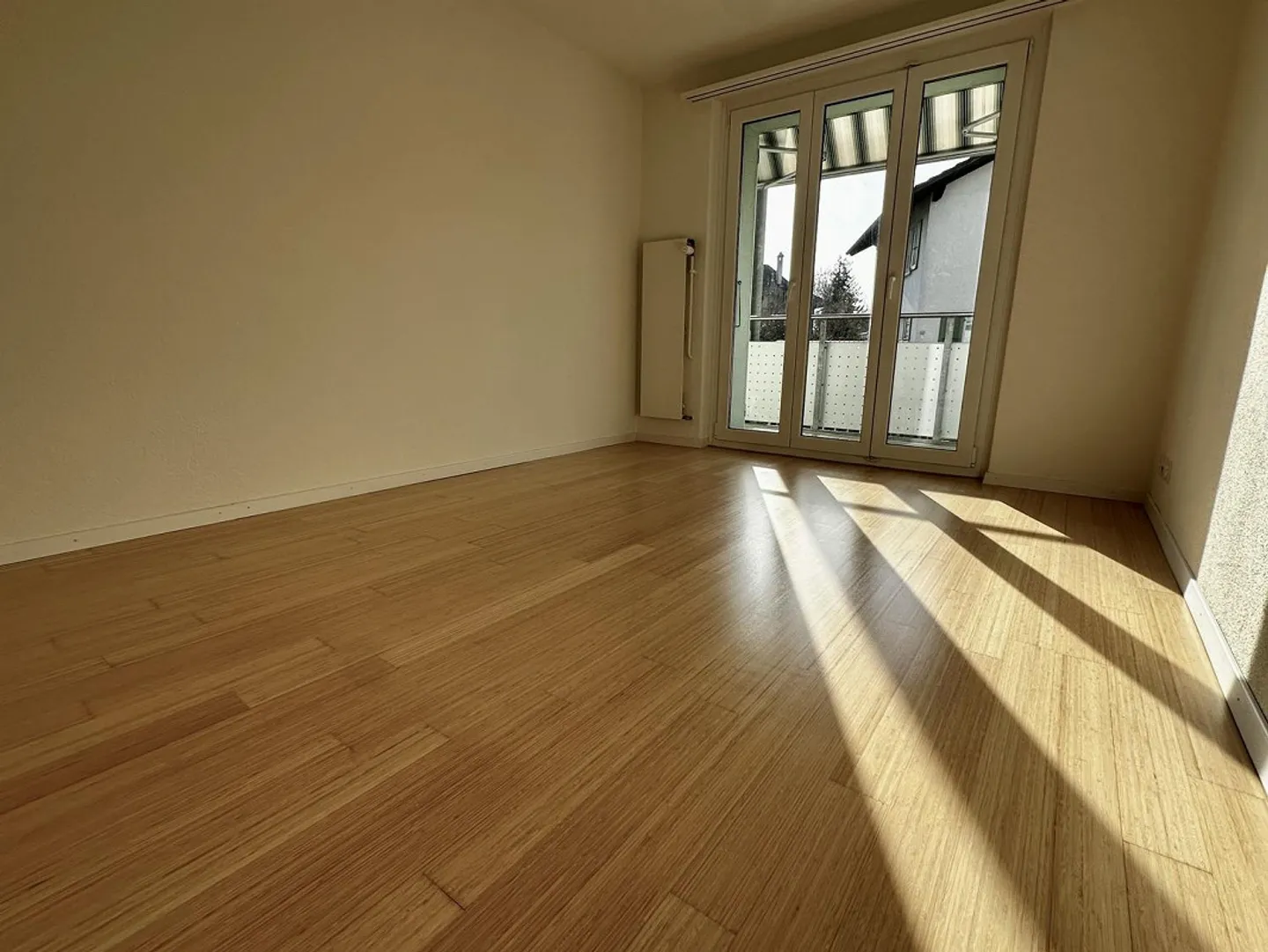 Helle 4.5-Zimmerwohnung mit Balkon in Zollikofen mieten - Foto 4 von 9