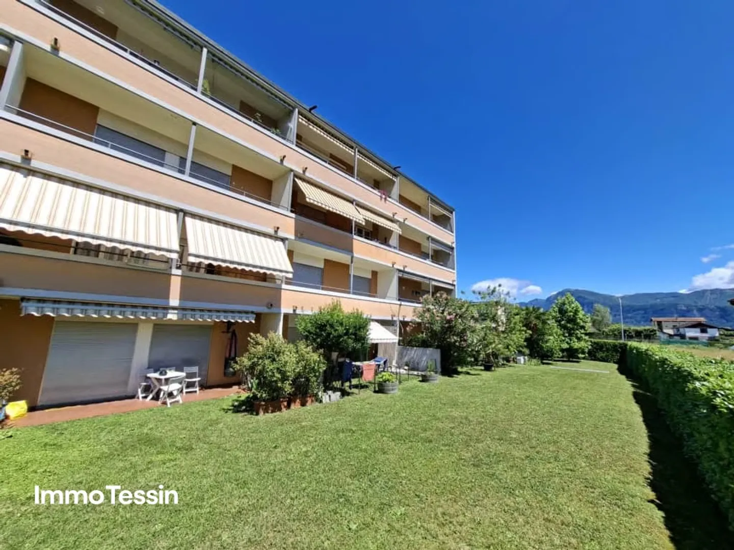 Appartement sympathique dans un emplacement ensoleillé et calme, idéal comme appartement de vacances ou résidence principale - Photo 1 sur 13