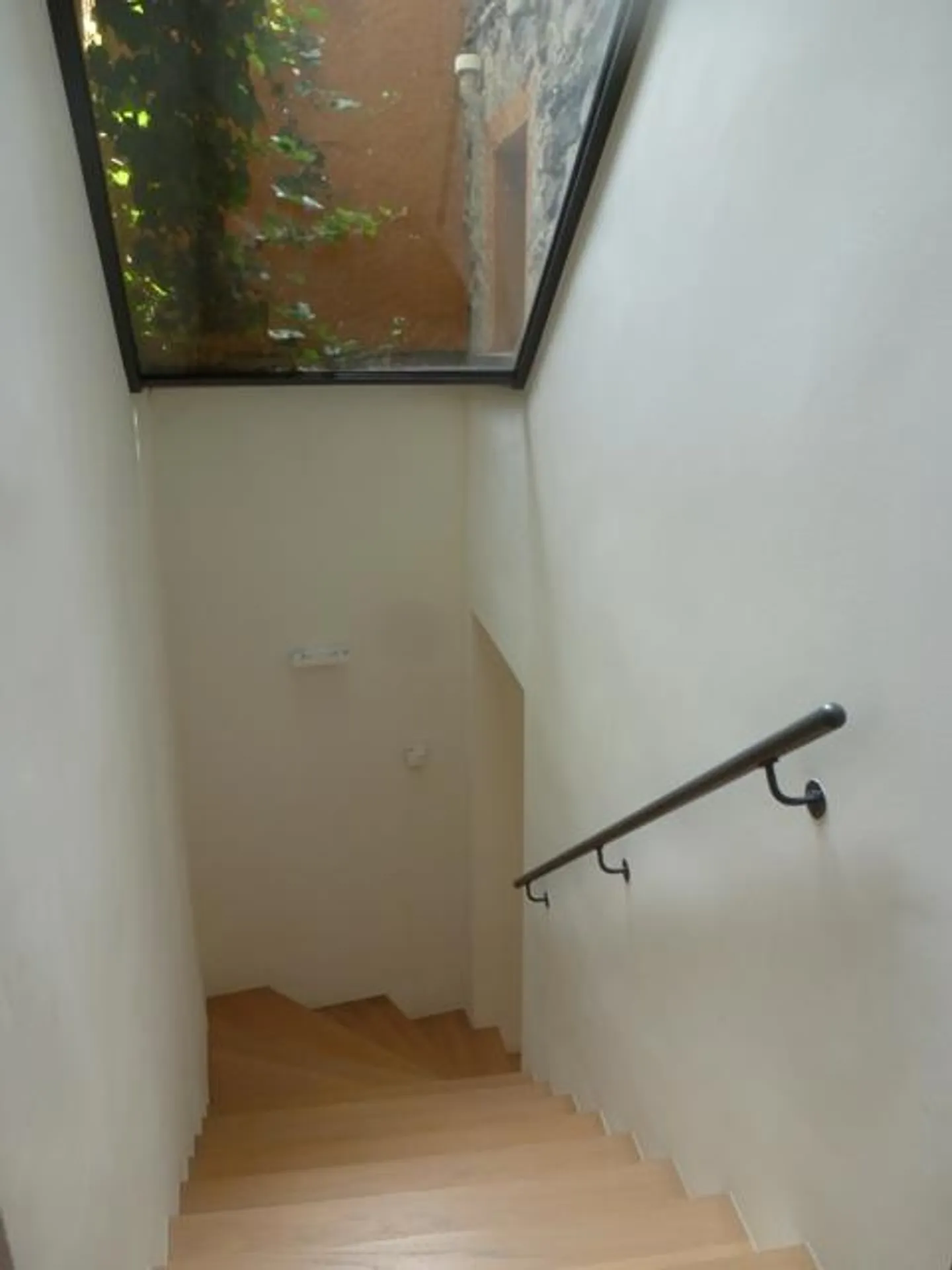 Bell'appartamento in un antico palazzo - Foto 11 di 13
