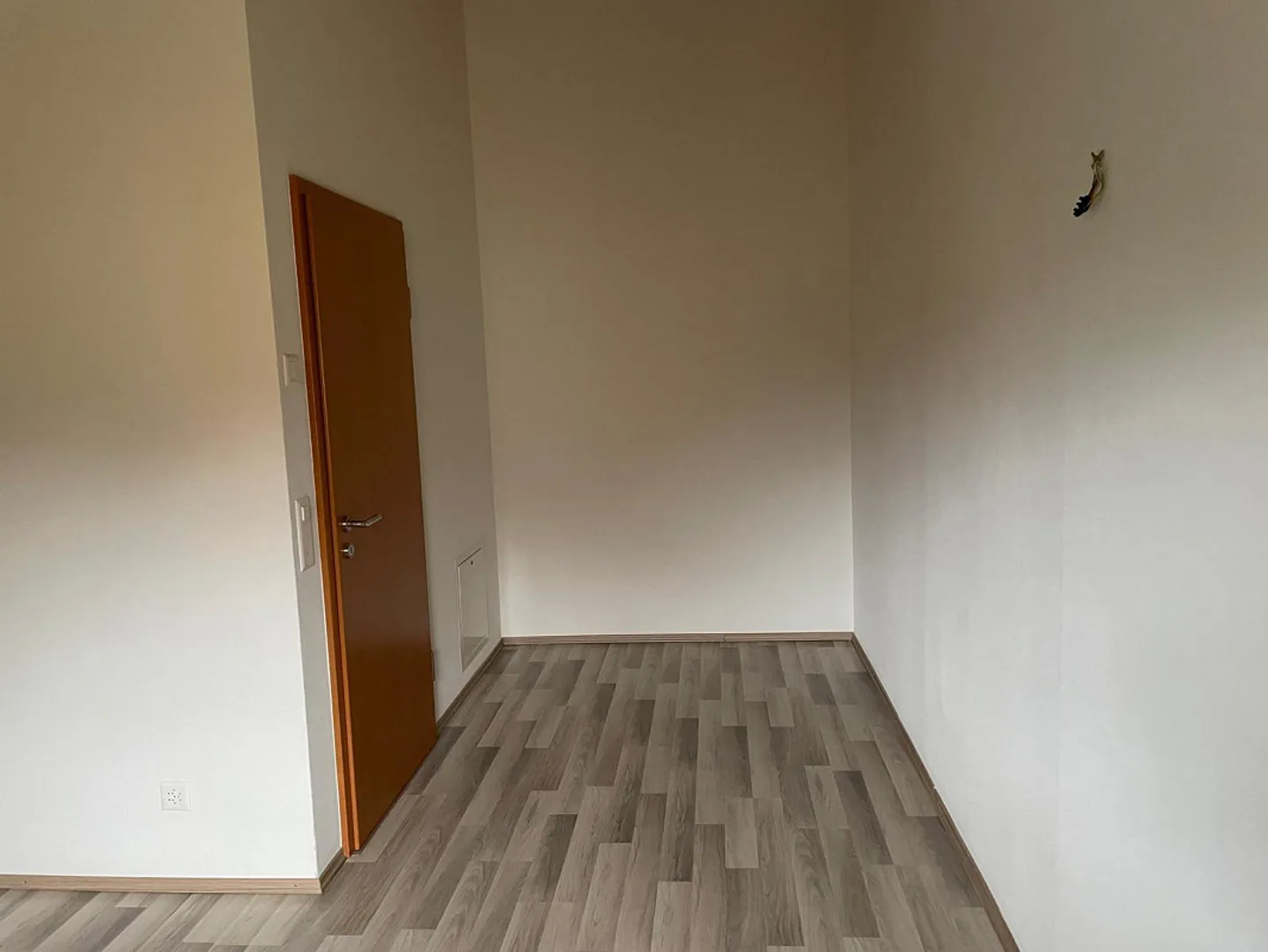 Appartement terrasse 2,5 pièces / maison individuelle 1er étage, 55m2 - Photo 5 sur 8