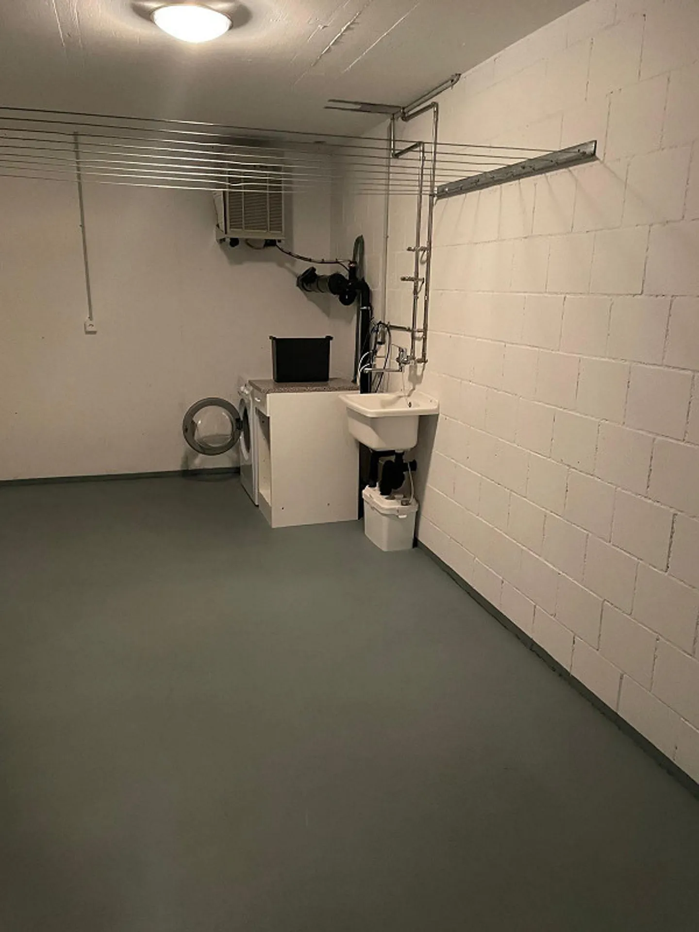 Appartement terrasse 2,5 pièces / maison individuelle 1er étage, 55m2 - Photo 7 sur 8