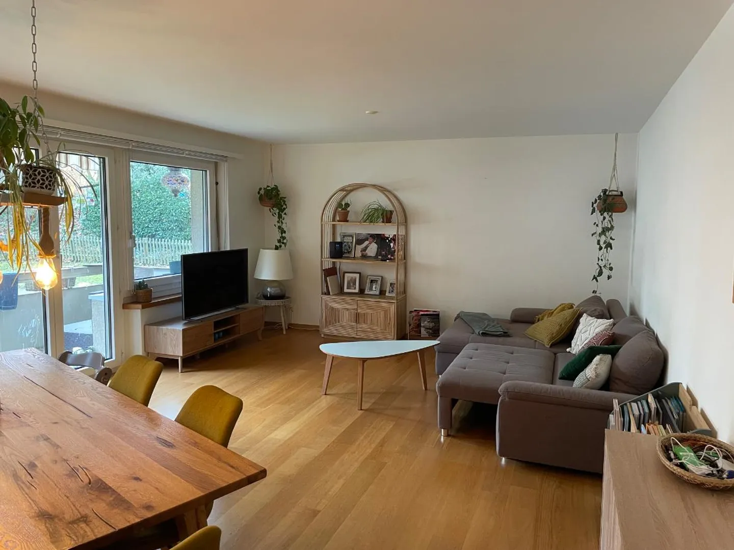 4.5 Room Apartment - Photo 1 of 5