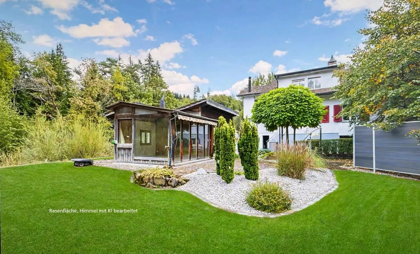 Ampia casa plurifamiliare - Foto 1 di 13